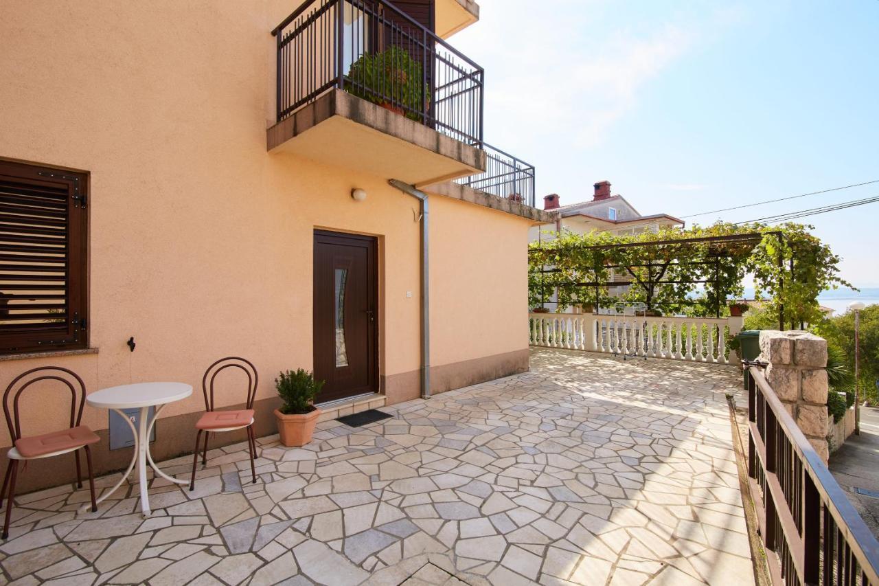 Apartments And Rooms With Parking Space Crikvenica - 19125 外观 照片