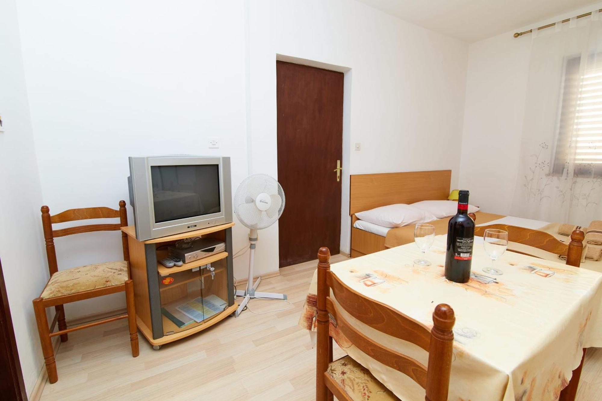 Apartments And Rooms With Parking Space Crikvenica - 19125 客房 照片